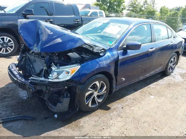 1HGCR2F3XHA184483 2017 HONDA ACCORD - Image 2