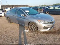 1HGCR2F3XHA186105 2017 HONDA ACCORD