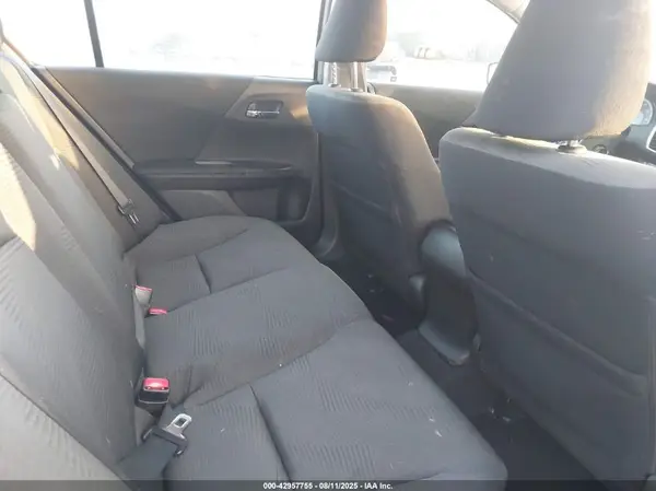 1HGCR2F3XHA186105 2017 HONDA ACCORD - Image 8