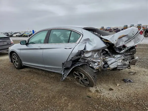 1HGCR2F3XHA187576 2017 HONDA ACCORD - Image 2