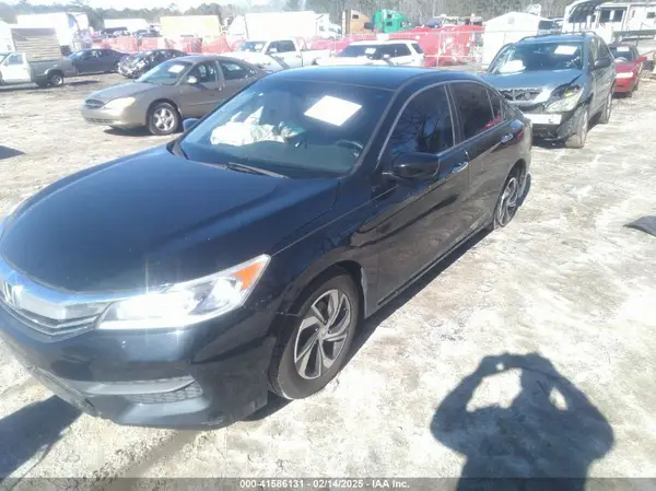 1HGCR2F3XHA193507 2017 HONDA ACCORD - Image 2