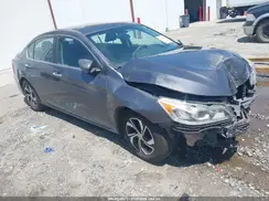 1HGCR2F3XHA193863 2017 HONDA ACCORD