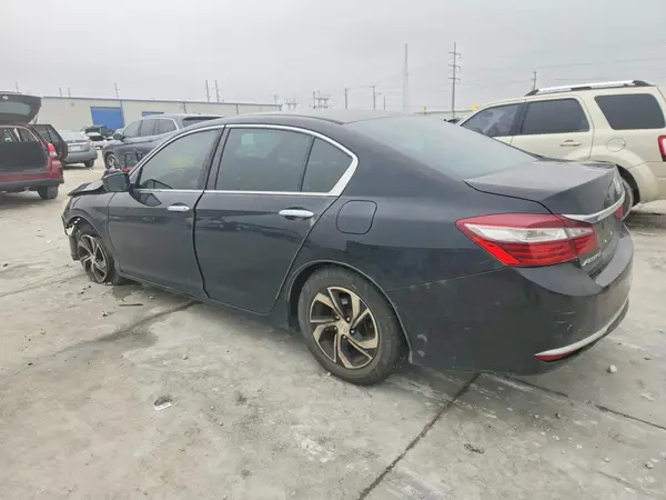 1HGCR2F3XHA196536 2017 HONDA ACCORD - Image 2