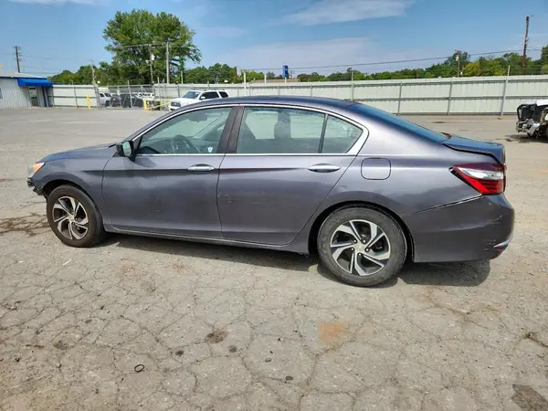 1HGCR2F3XHA197069 2017 HONDA ACCORD - Image 2