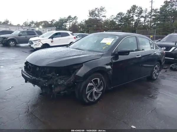 1HGCR2F3XHA200892 2017 HONDA ACCORD - Image 2