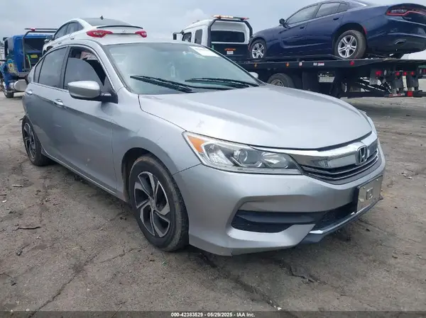 1HGCR2F3XHA204151 2017 HONDA ACCORD - Image 1