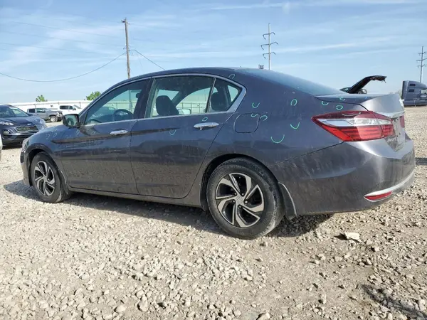1HGCR2F3XHA212962 2017 HONDA ACCORD - Image 2