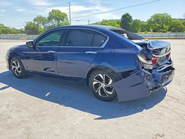 1HGCR2F3XHA213139 2017 HONDA ACCORD - Image 2
