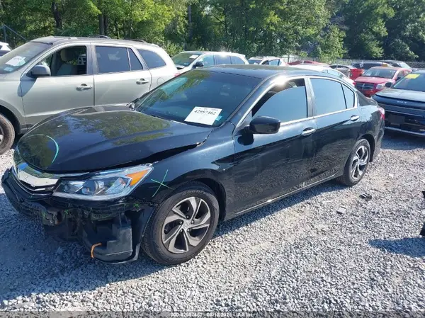 1HGCR2F3XHA214226 2017 HONDA ACCORD - Image 2
