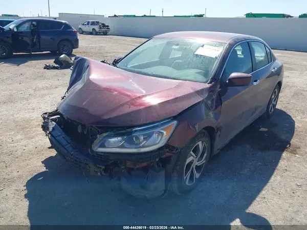 1HGCR2F3XHA216705 2017 HONDA ACCORD - Image 2