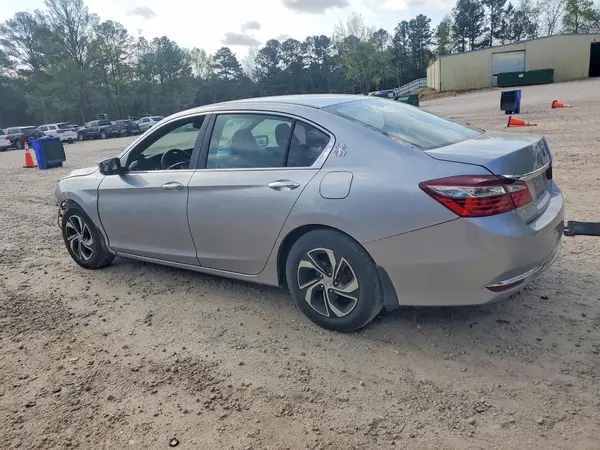 1HGCR2F3XHA220317 2017 HONDA ACCORD - Image 2