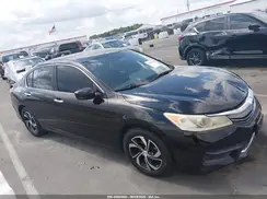 1HGCR2F3XHA221113 2017 HONDA ACCORD