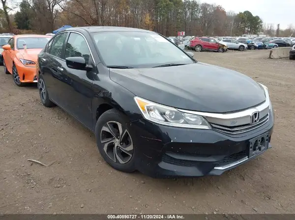 1HGCR2F3XHA226182 2017 HONDA ACCORD - Image 1