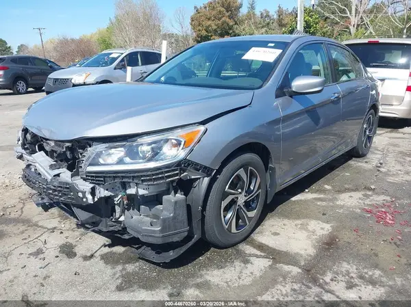 1HGCR2F3XHA229292 2017 HONDA ACCORD - Image 2