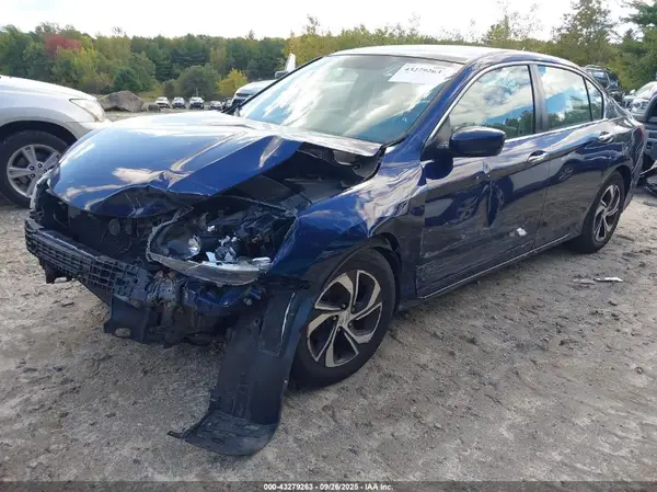 1HGCR2F3XHA233178 2017 HONDA ACCORD - Image 2