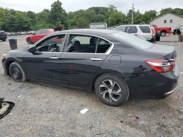 1HGCR2F3XHA235805 2017 HONDA ACCORD - Image 2