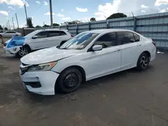 1HGCR2F3XHA238624 2017 HONDA ACCORD