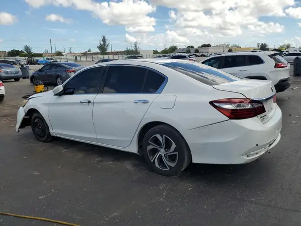 1HGCR2F3XHA238624 2017 HONDA ACCORD - Image 2