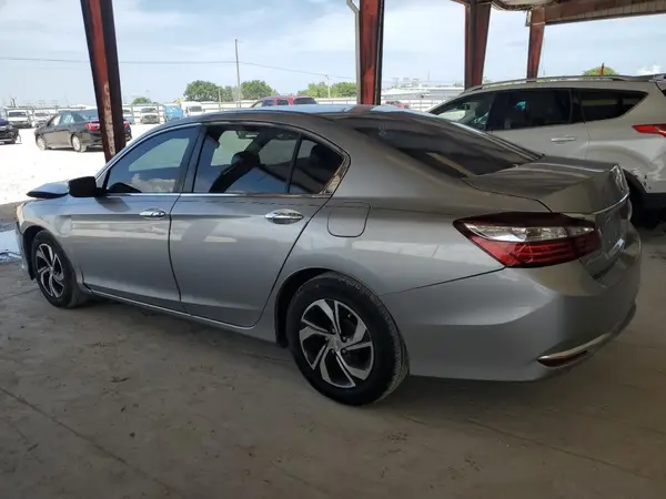 1HGCR2F3XHA240969 2017 HONDA ACCORD - Image 2