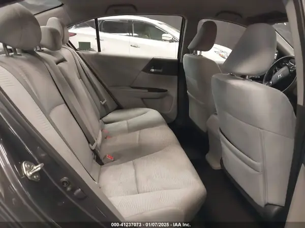 1HGCR2F3XHA246142 2017 HONDA ACCORD - Image 8