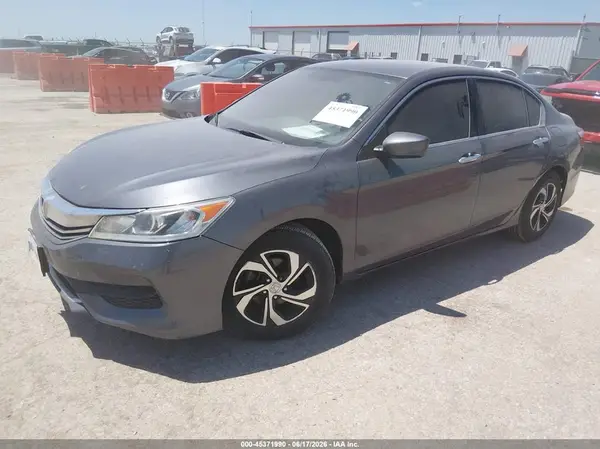 1HGCR2F3XHA247212 2017 HONDA ACCORD - Image 2