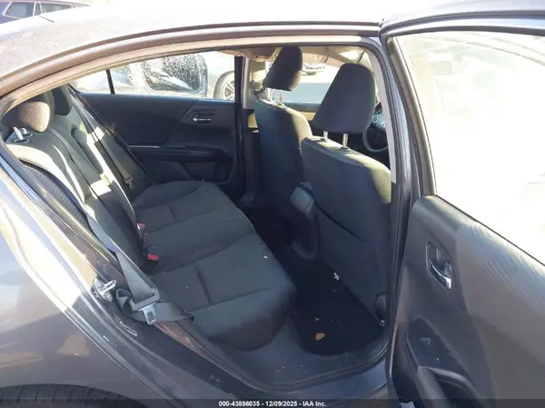 1HGCR2F3XHA248165 2017 HONDA ACCORD - Image 8
