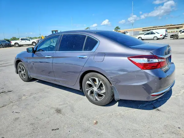 1HGCR2F3XHA248571 2017 HONDA ACCORD - Image 2