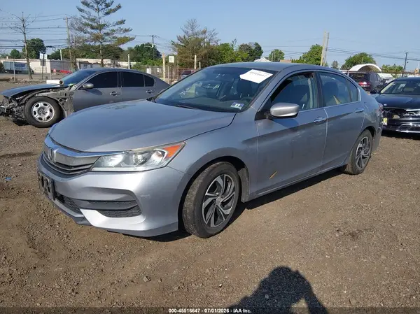 1HGCR2F3XHA248912 2017 HONDA ACCORD - Image 2
