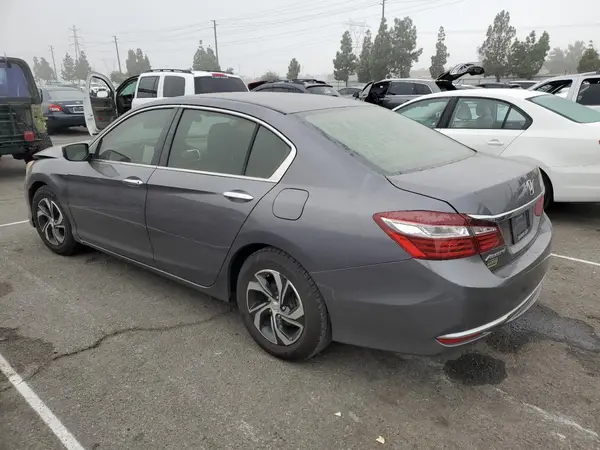 1HGCR2F3XHA249672 2017 HONDA ACCORD - Image 2