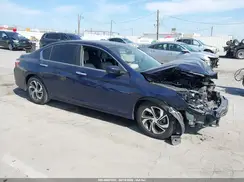 1HGCR2F3XHA252555 2017 HONDA ACCORD