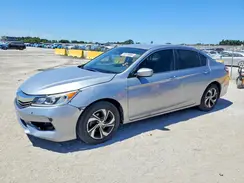 1HGCR2F3XHA255536 2017 HONDA ACCORD