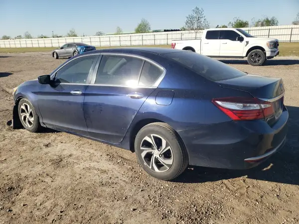 1HGCR2F3XHA256573 2017 HONDA ACCORD - Image 2
