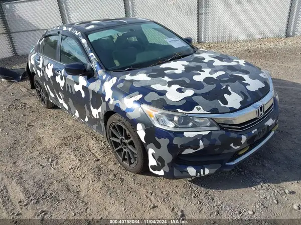 1HGCR2F3XHA257352 2017 HONDA ACCORD - Image 1