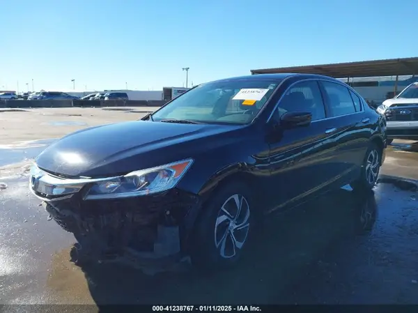 1HGCR2F3XHA260624 2017 HONDA ACCORD - Image 2