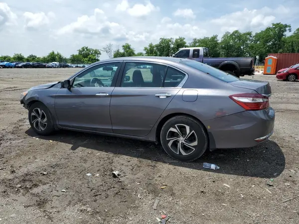 1HGCR2F3XHA268898 2017 HONDA ACCORD - Image 2