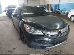 1HGCR2F3XHA270764 2017 HONDA ACCORD