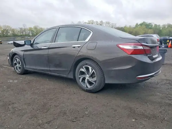 1HGCR2F3XHA279027 2017 HONDA ACCORD - Image 2