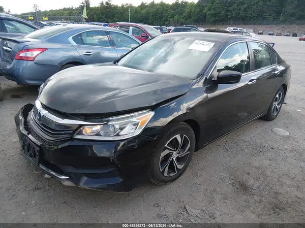 1HGCR2F3XHA280372 2017 HONDA ACCORD - Image 2
