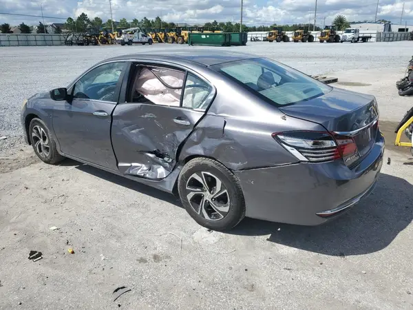 1HGCR2F3XHA300636 2017 HONDA ACCORD - Image 2