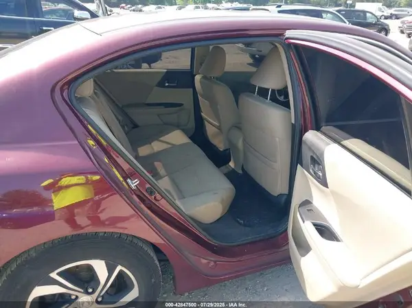 1HGCR2F3XHA308574 2017 HONDA ACCORD - Image 8