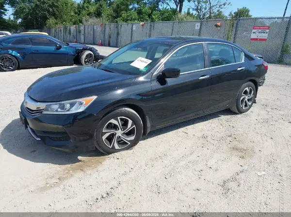 1HGCR2F40HA111194 2017 HONDA ACCORD - Image 2