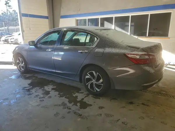 1HGCR2F42HA109334 2017 HONDA ACCORD - Image 2