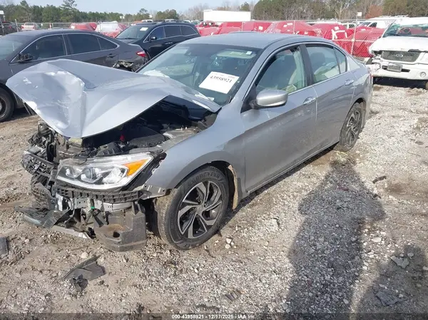 1HGCR2F44HA169728 2017 HONDA ACCORD - Image 2