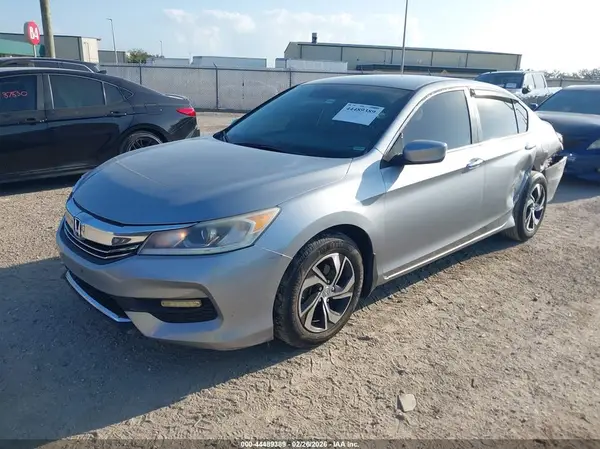 1HGCR2F47GA231945 2016 HONDA ACCORD - Image 2
