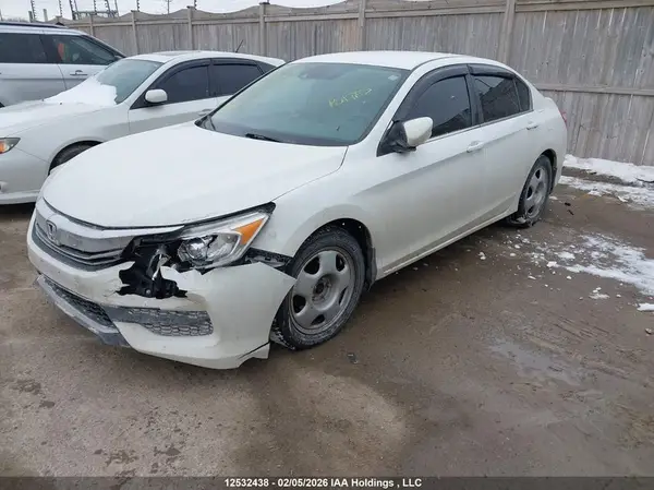 1HGCR2F47GA801751 2016 HONDA ACCORD - Image 2