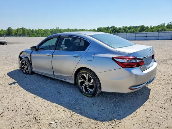 1HGCR2F48HA075593 2017 HONDA ACCORD - Image 2