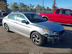 1HGCR2F48HA227582 2017 HONDA ACCORD