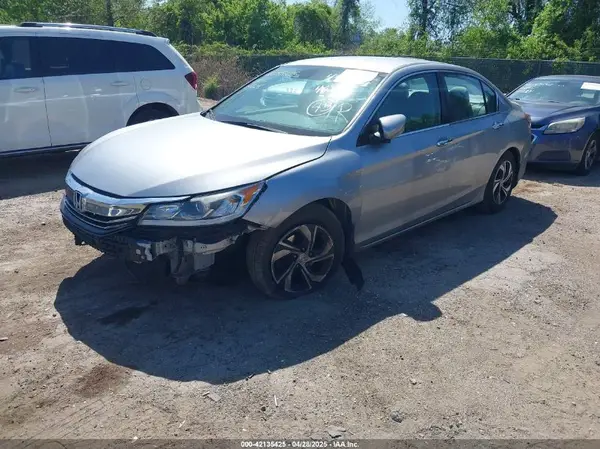 1HGCR2F4XHA068712 2017 HONDA ACCORD - Image 2