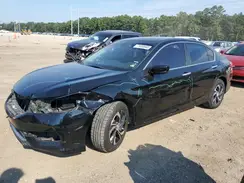 1HGCR2F4XHA235215 2017 HONDA ACCORD