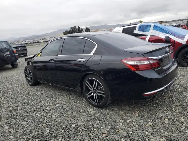 1HGCR2F50GA025813 2016 HONDA ACCORD - Image 2